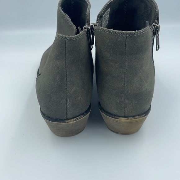 Rocket Dog Vegan Suede Gray Western Style Side Zip Boots Women Size 9 - Picture 4 of 9